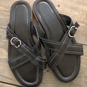 GUCCI - Mens boardwalk sandal.